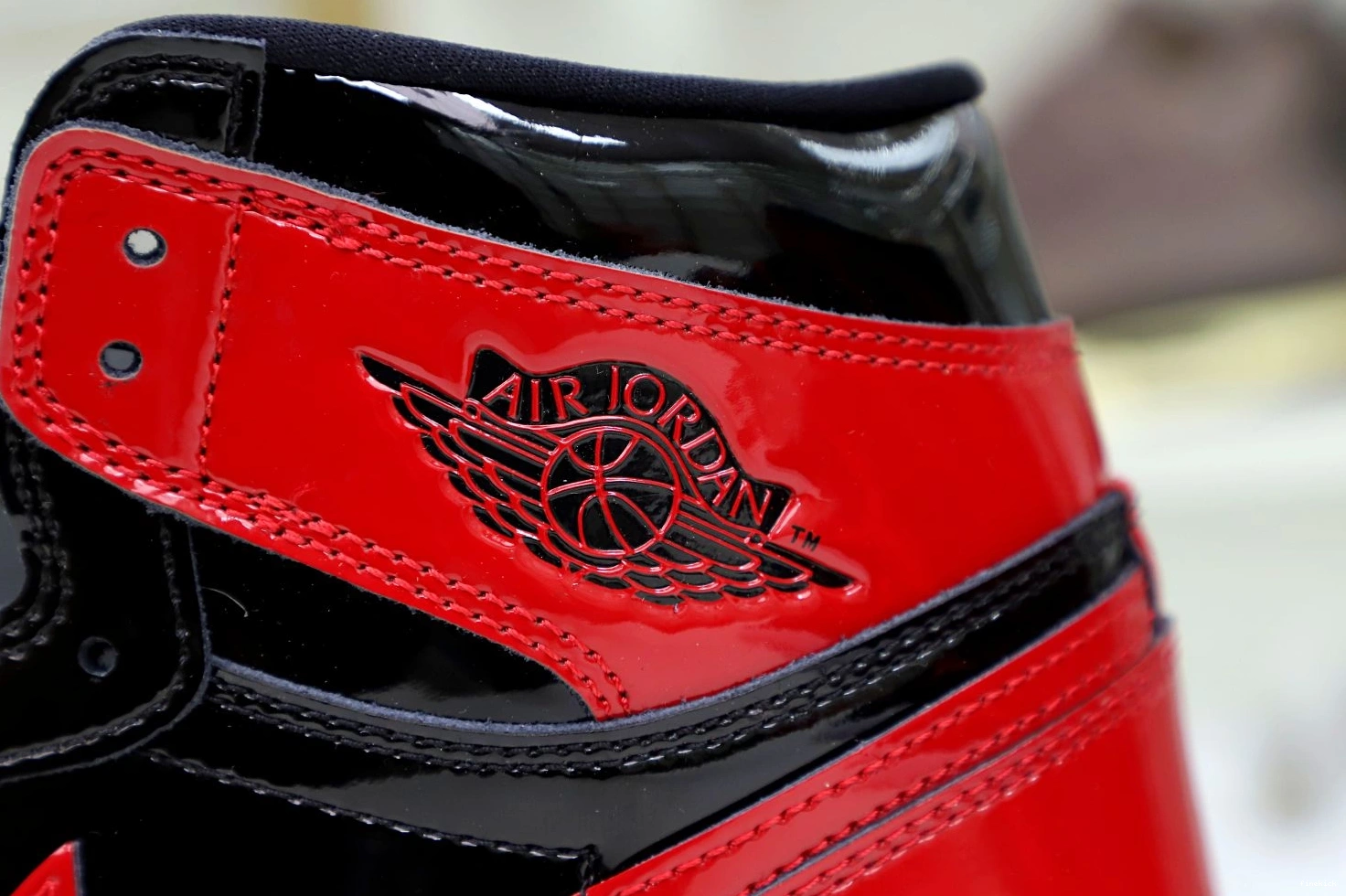 1 AIR HIGH PATENT BRED OG JORDAN 0303